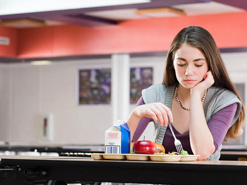 研究表明：一個人吃飯有害健康！
