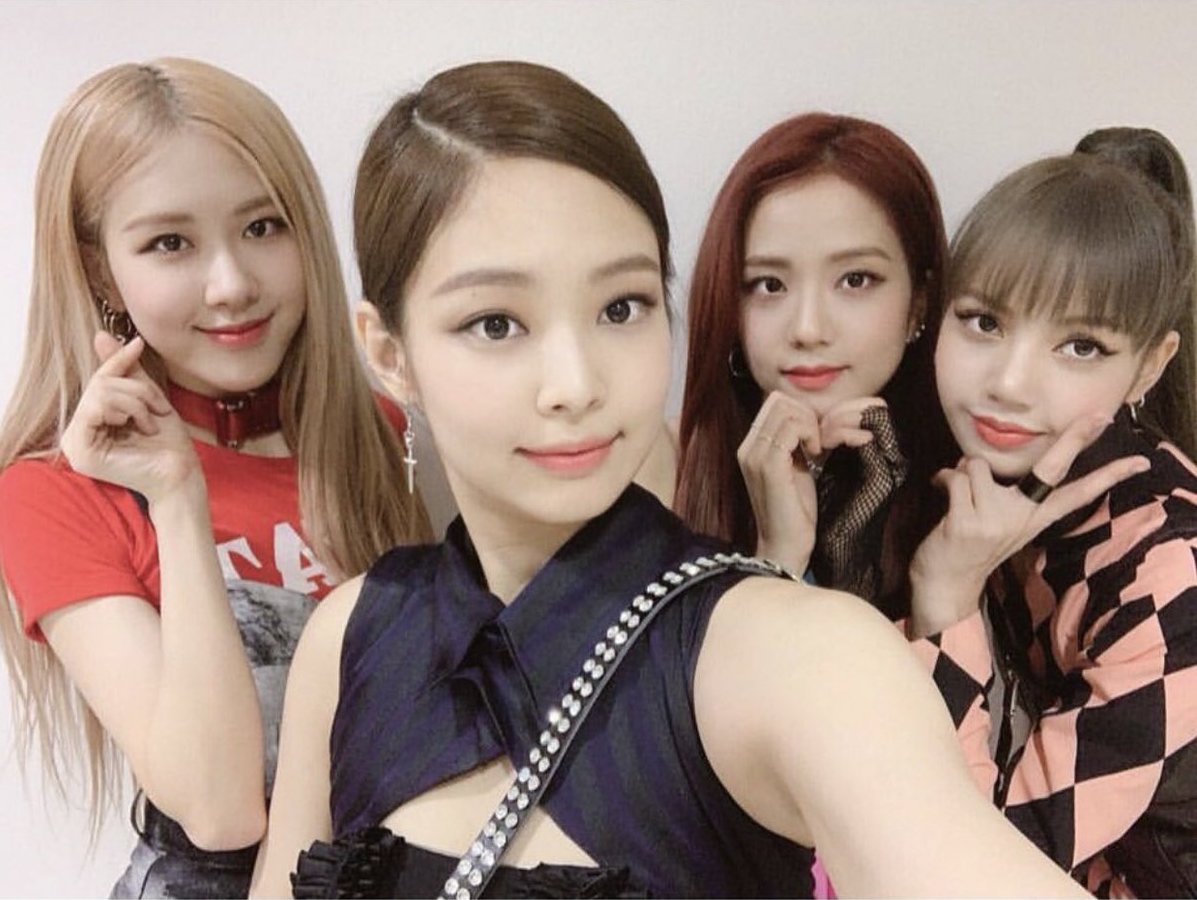 BLACKPINK Lisa 確診新冠肺炎