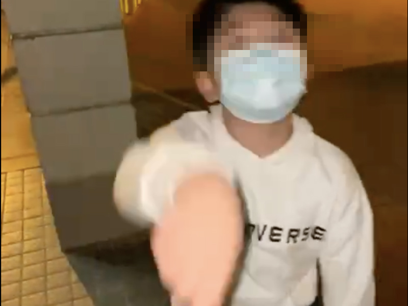 小小小學生已經操得一口流利粗口 小小小學生已經操得一口流利粗口