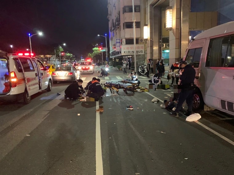 恐怖交通意外 男子第3度酒駕撞飛一家4口
