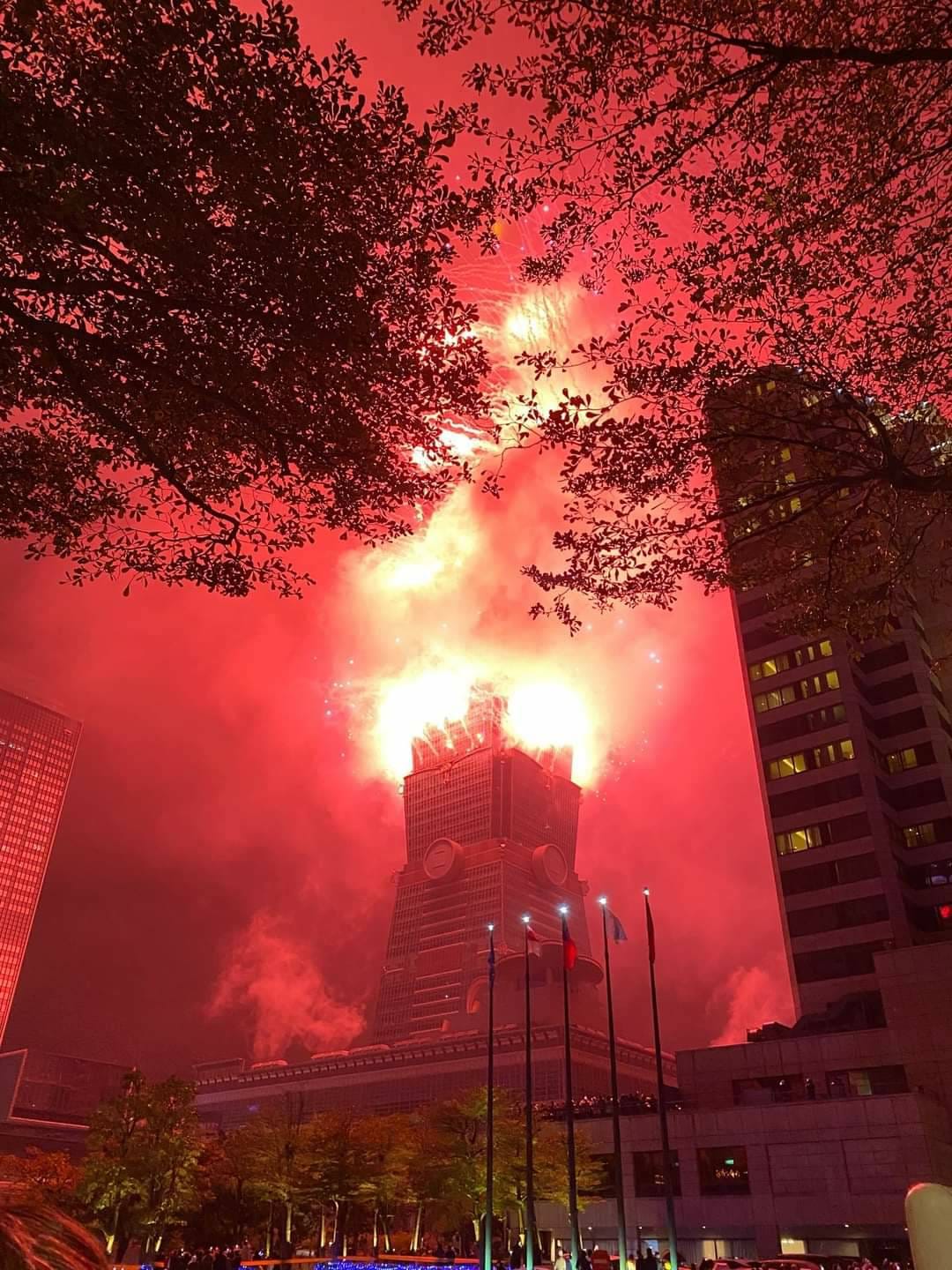 台灣101大爆炸瞬間畫面曝光？