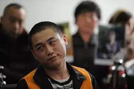 微笑著求判死刑的90後少年