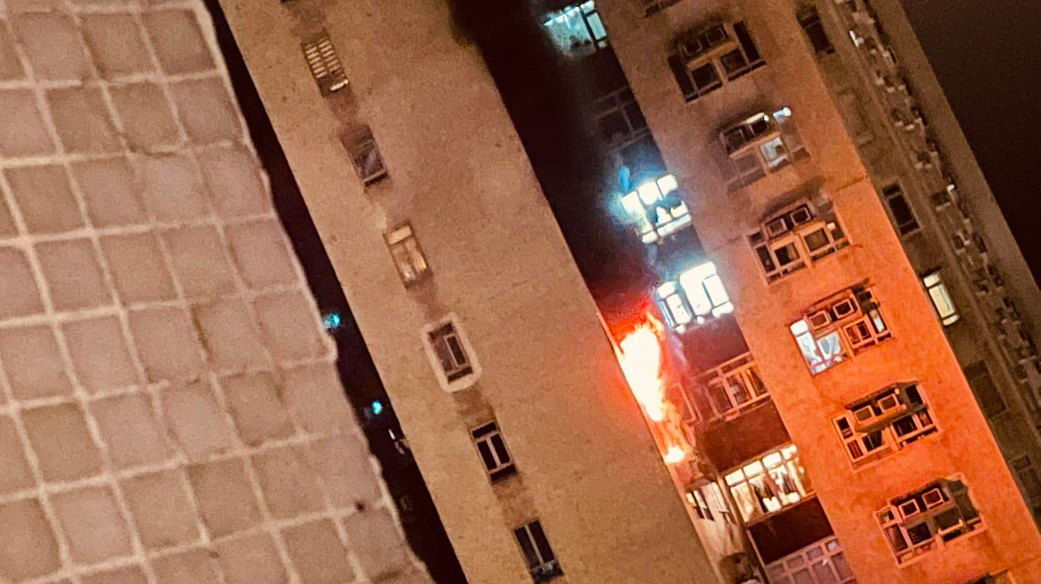 大埔新興花園火警 男墮斃女送院亡