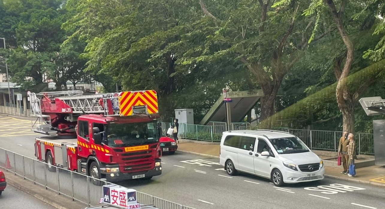薄扶林道景輝大厦火警