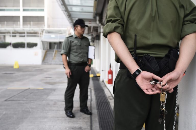 疫情嚴峻下 主任仍辦20人麻雀升職宴