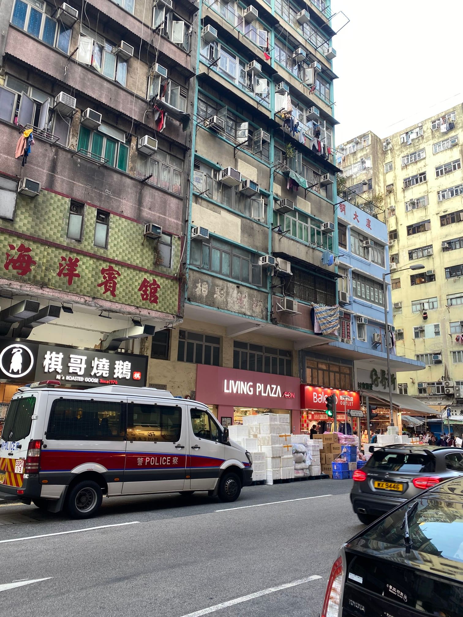 點解「新界仔」擺貨可以擺到出馬路？原來 ...