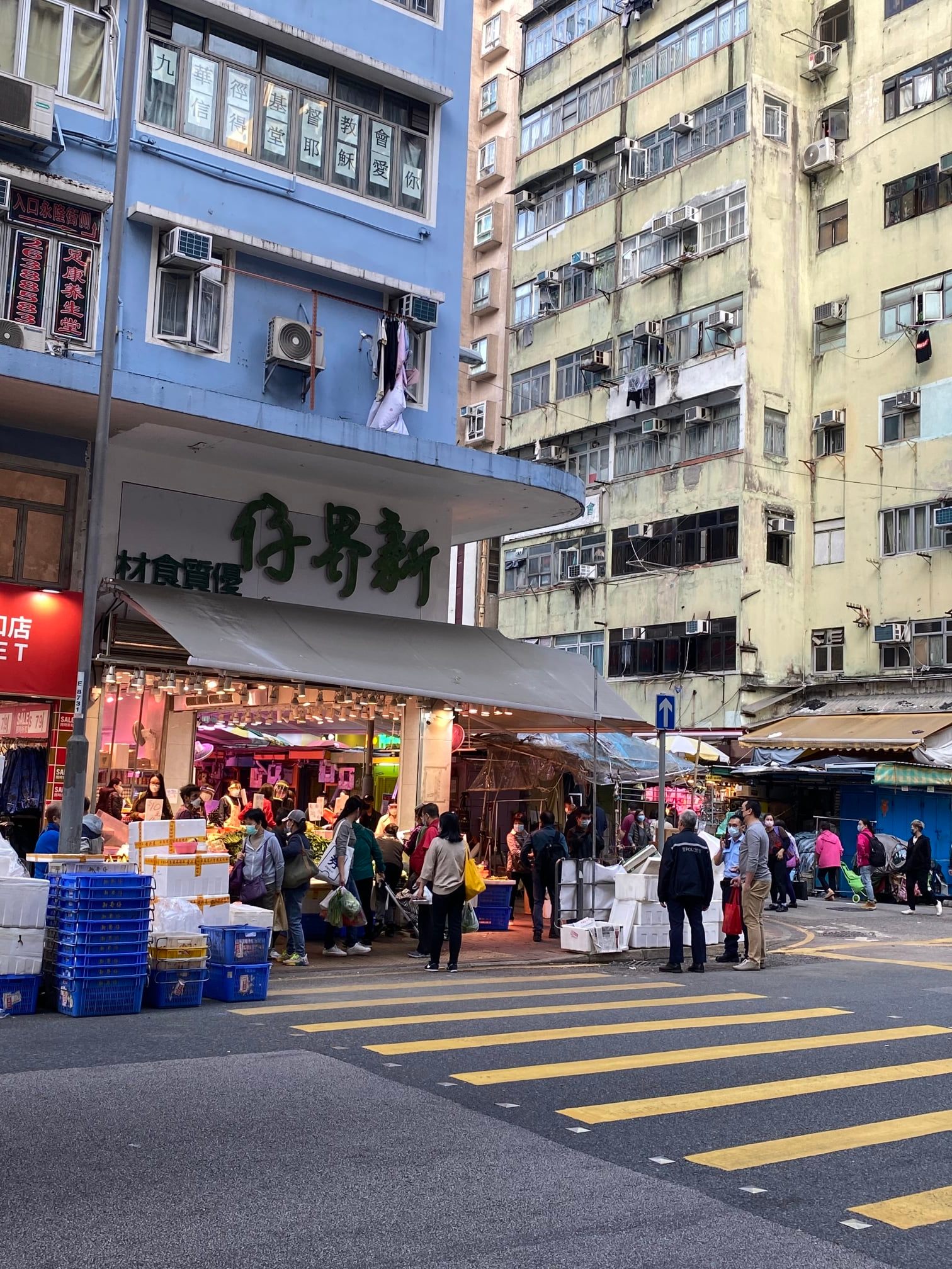 點解「新界仔」擺貨可以擺到出馬路？原來 ...