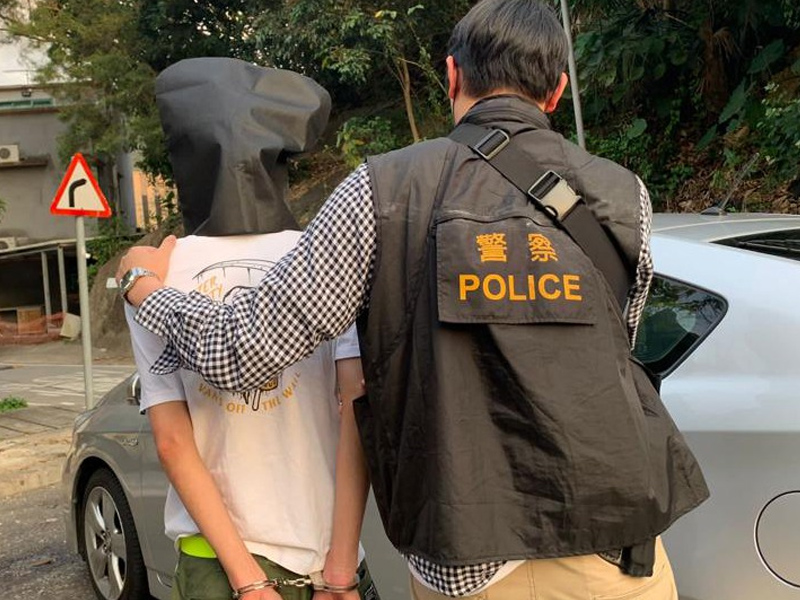 玩屎玩到成間隔離單位都係 27歲男被拘捕