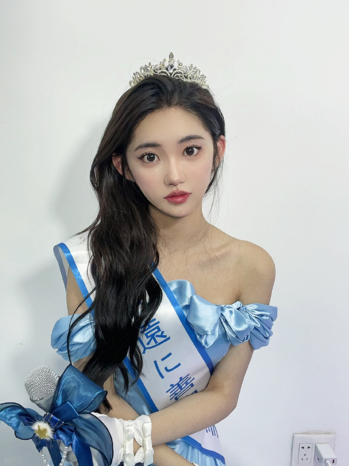 百萬Fans正妺網紅 原來是 ...