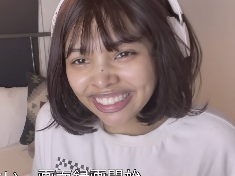 日本口罩正妹直播露出 ...