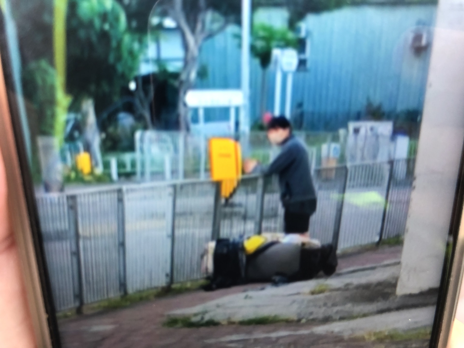 洪水橋25歲男子拖女屍遊街