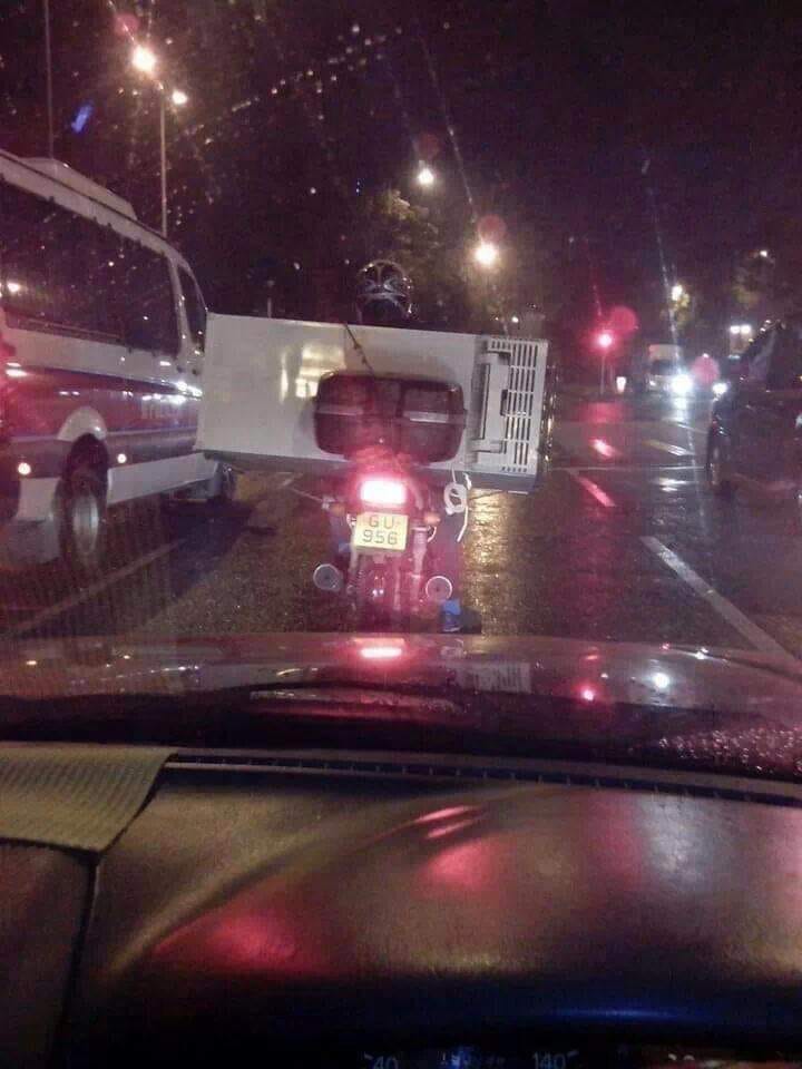 咁都得系列：電單車送大液晶電視