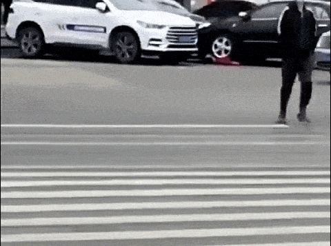 女子駕車撞死母親 並多次殘忍碾壓