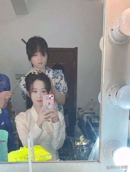 中國富婆 砸錢拍劇當女主角 很多網民酸葡萄