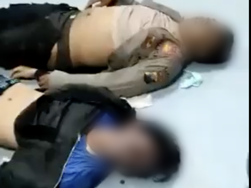 印尼足球聯賽球迷騷亂 人踩人搶救畫面曝光