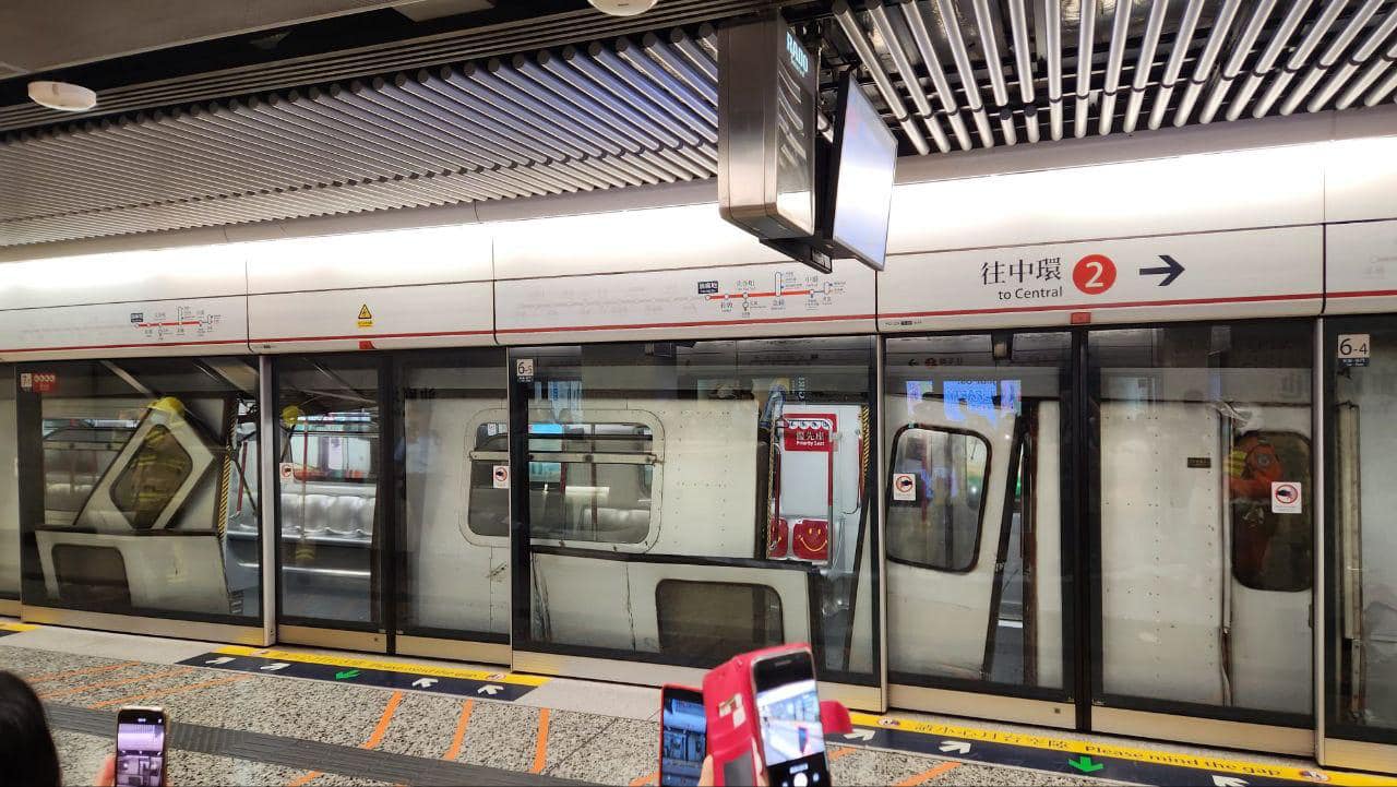港鐵油麻地站 飛甩門現場影片
