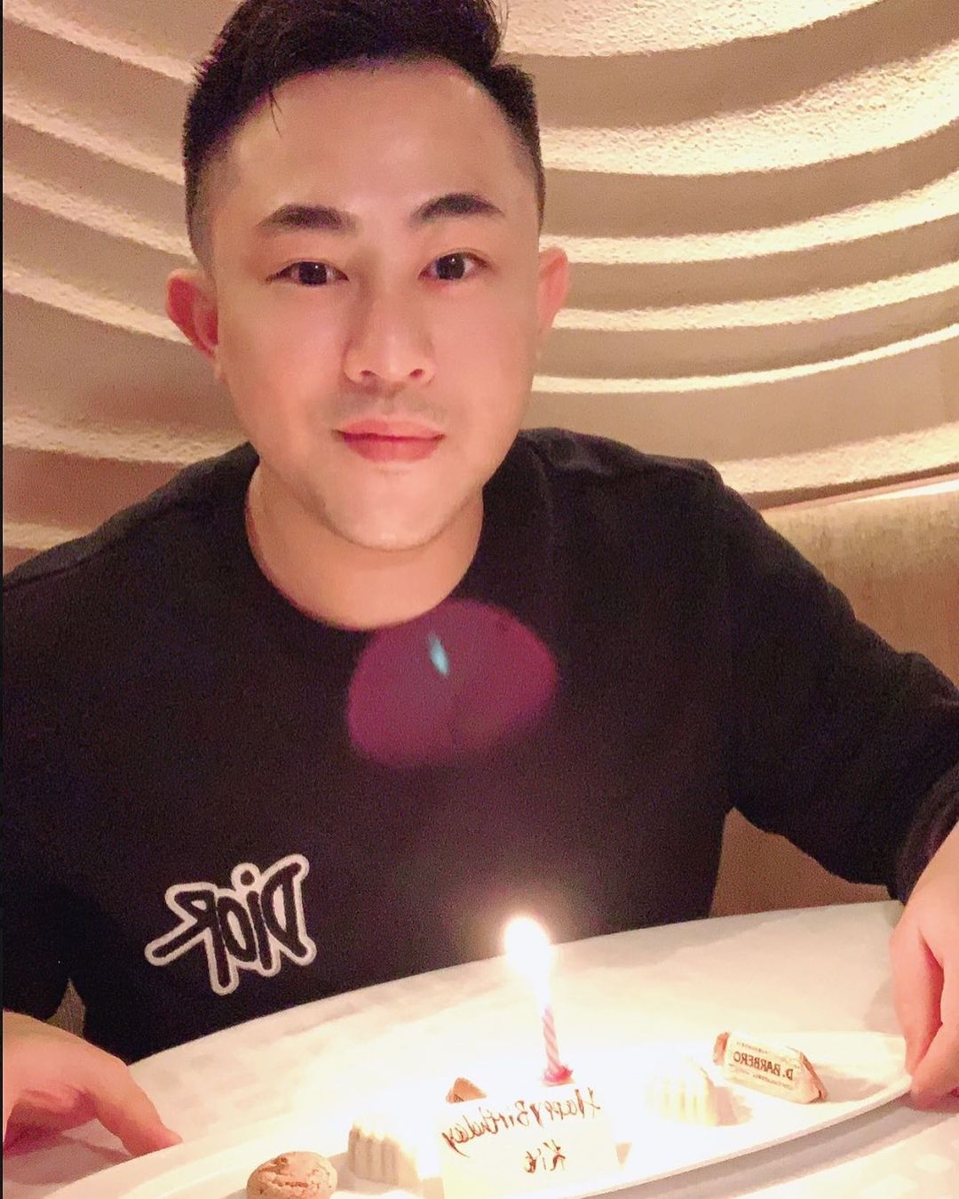 蔡天鳳前夫 一家人照片曝光