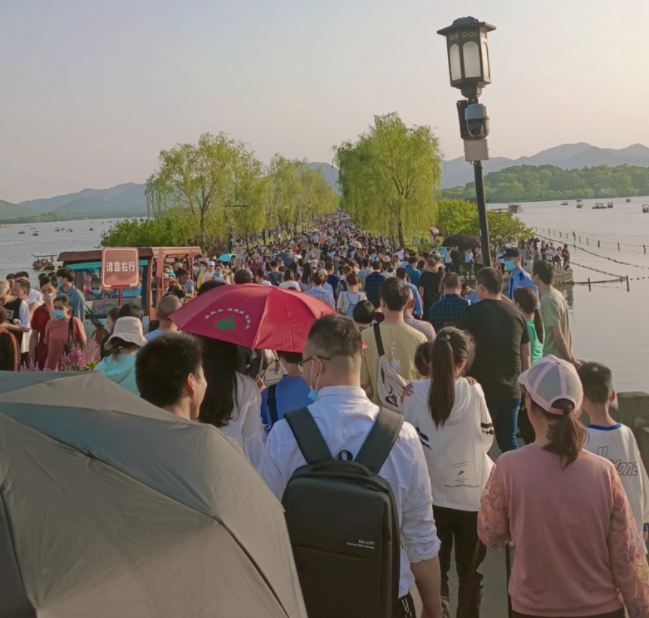 拼了命從全國各地，收集到的 65 張五一旅遊照片！