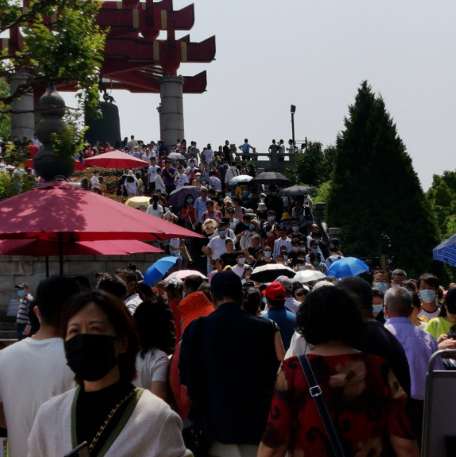 拼了命從全國各地，收集到的 65 張五一旅遊照片！