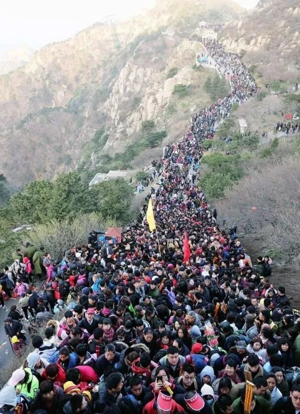 拼了命從全國各地，收集到的 65 張五一旅遊照片！