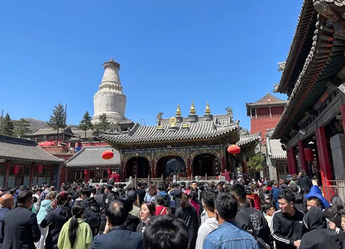 拼了命從全國各地，收集到的 65 張五一旅遊照片！