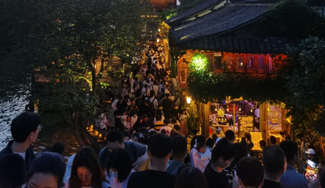 拼了命從全國各地，收集到的 65 張五一旅遊照片！