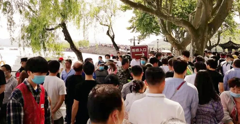 拼了命從全國各地，收集到的 65 張五一旅遊照片！