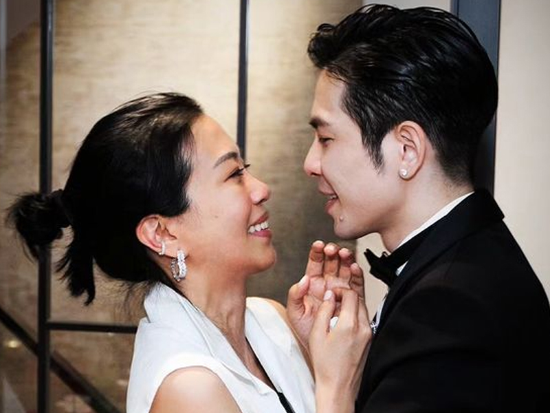 36 歲蕭敬騰求婚 50 歲經紀人，深情表白，泣不成聲