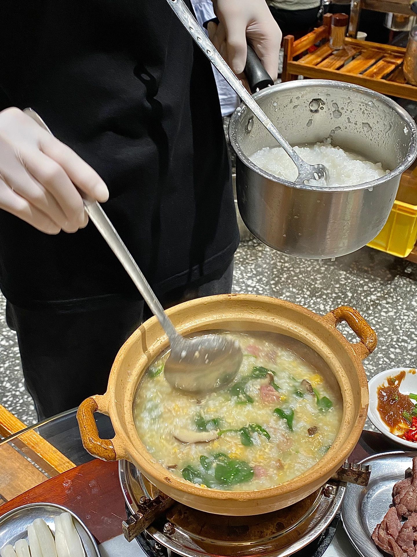 深圳：真心好吃的老廣粥底火鍋