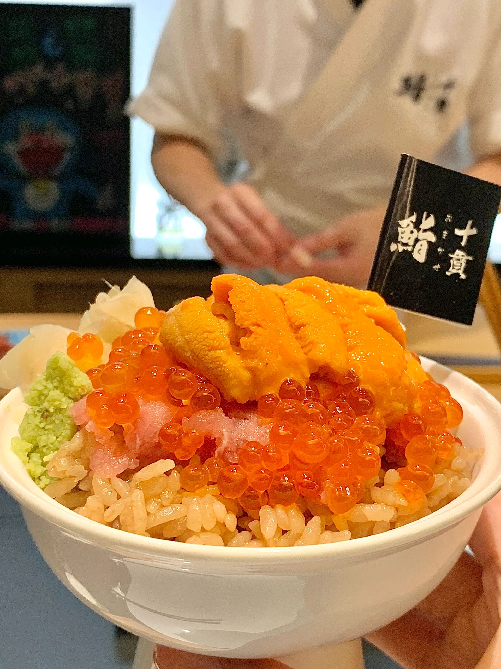 深圳：過關直奔這家海膽千層飯！