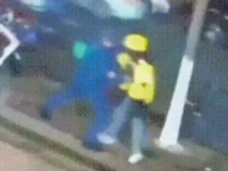 父母借逾百萬送子留學 澳洲海歸失業6年 當外賣員6天被捅死