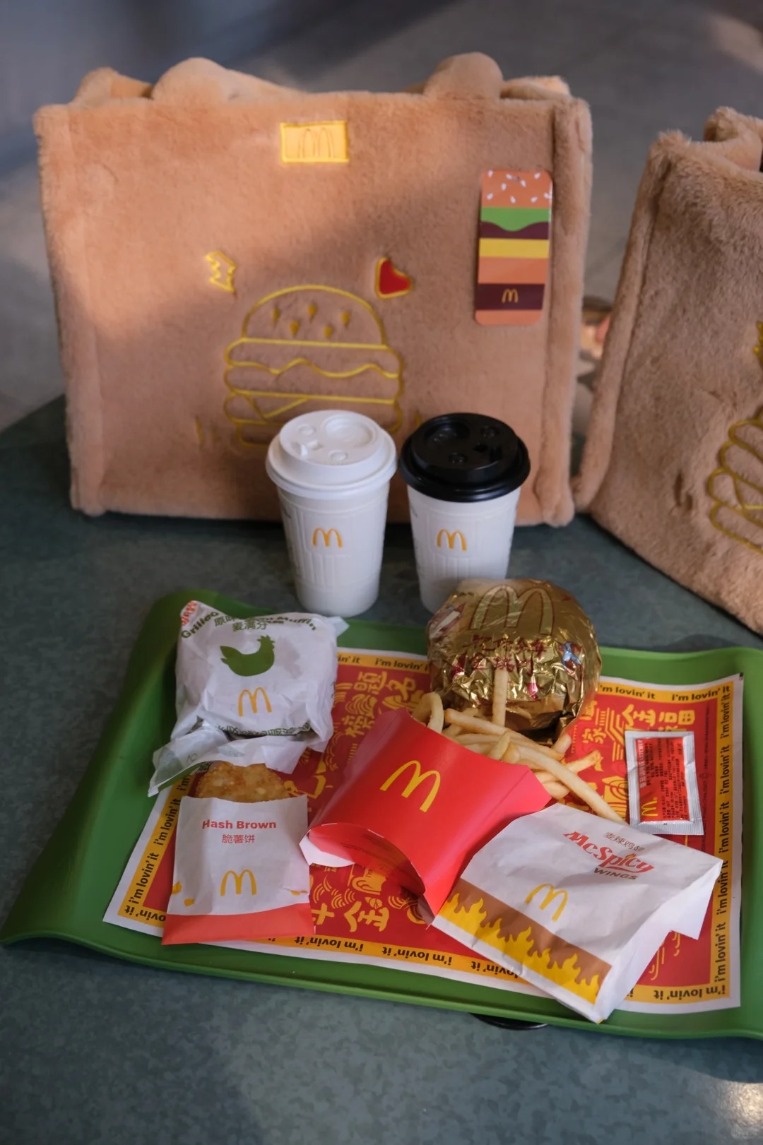 麥當勞最新限定：毛茸 Tote Bag