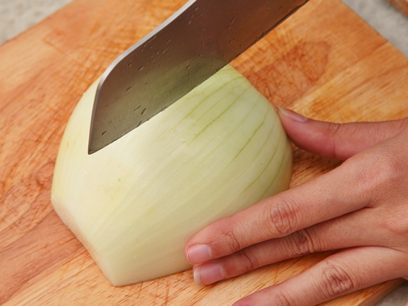 切洋蔥不再流淚小技巧