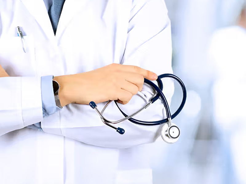 男子偽造醫生身份，離婚才被揭發真相