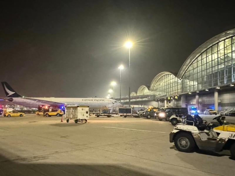 南跑道外來物，北跑道爆胎，機場混亂一夜