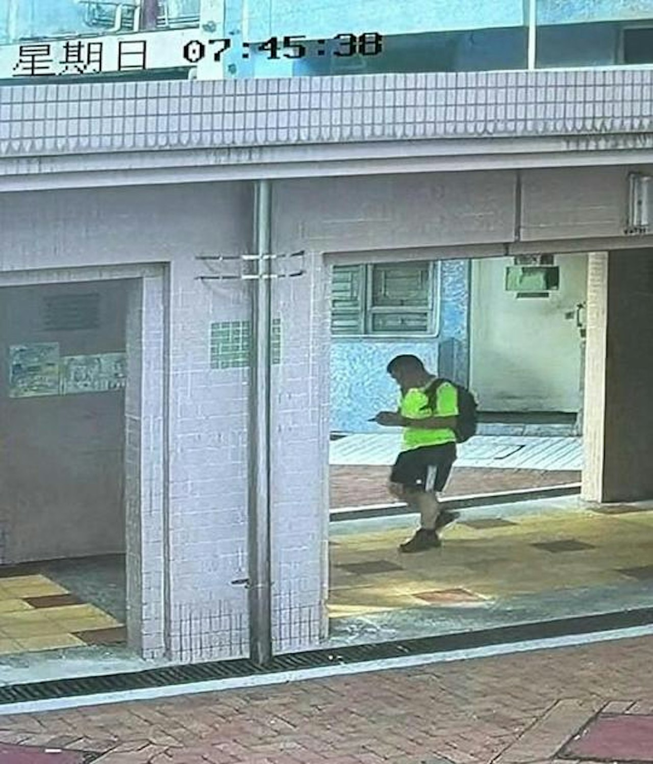 男子遠足，失蹤十三小時被尋回，送院搶救後終不治