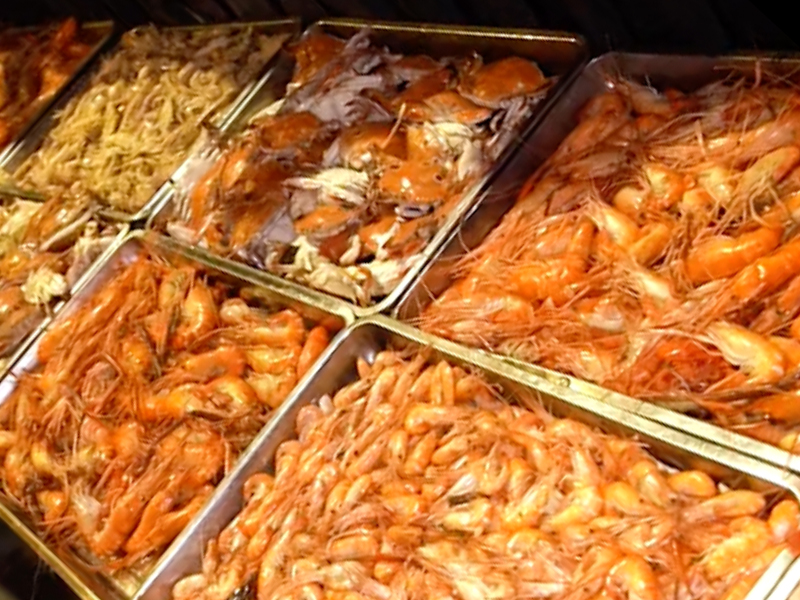 17 元賑災式海鲜自助餐