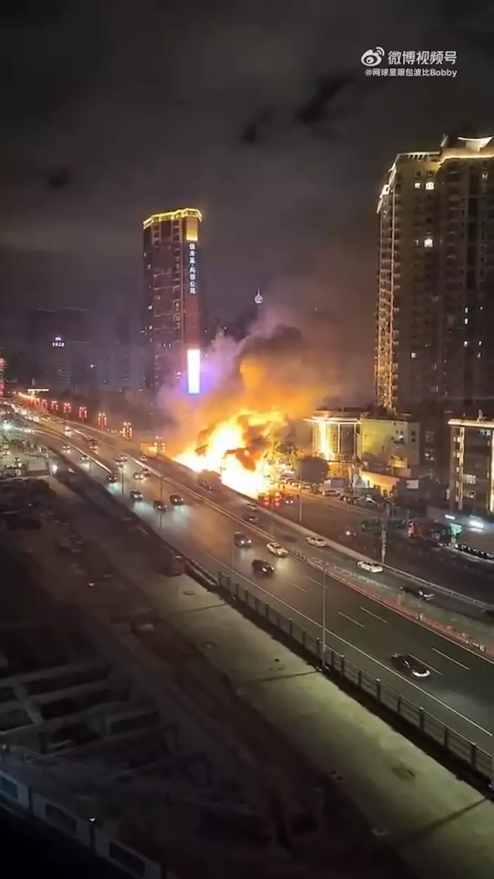 深圳文錦渡口岸發生大爆炸 (有片)