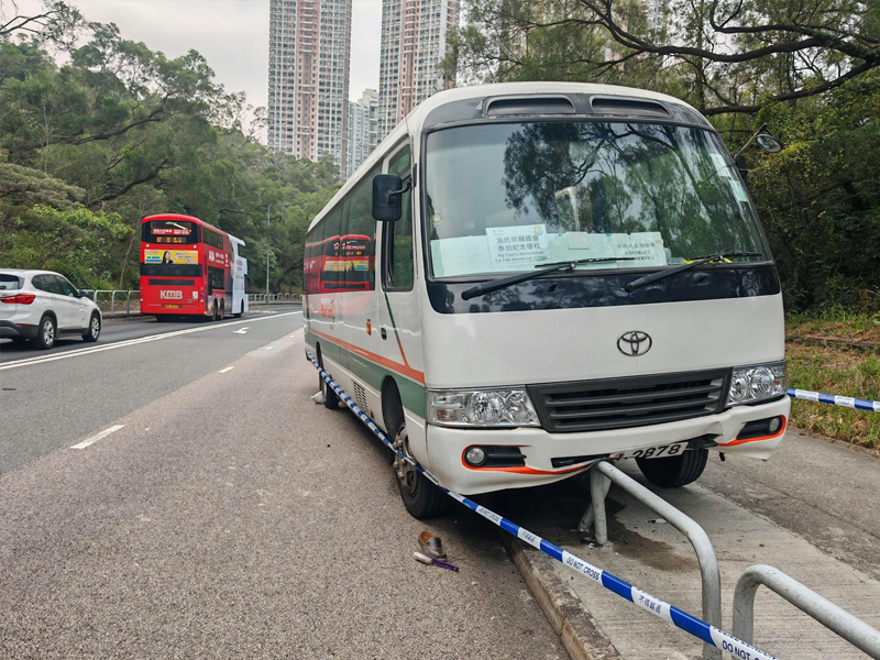 馬鞍山校巴，發生嚴重交通意外