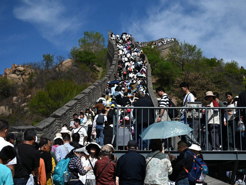 野外露出：日本男女長城拍不雅照