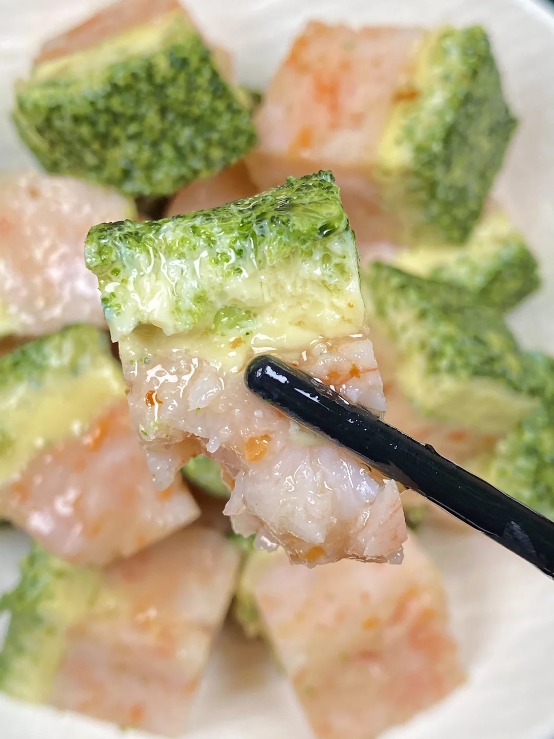 蝦滑蒸雞蛋西蘭花：健康美味的減脂佳肴