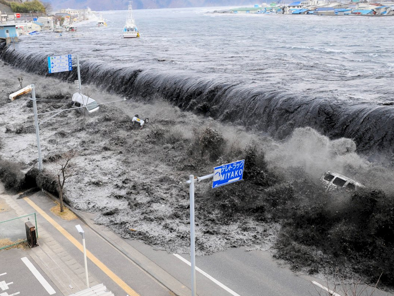 日本旅遊注意：日本 8.3 強震，30 米高巨大海嘯