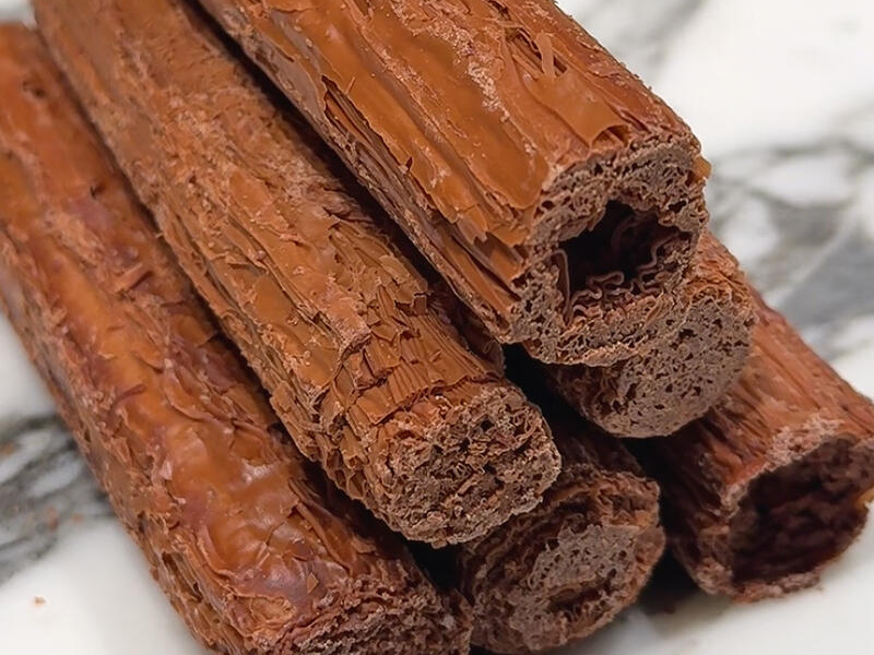 東京 0.03 毫米圓木巧克力