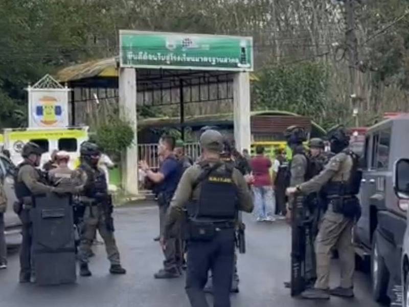 闖入校園槍擊 校長中彈亡